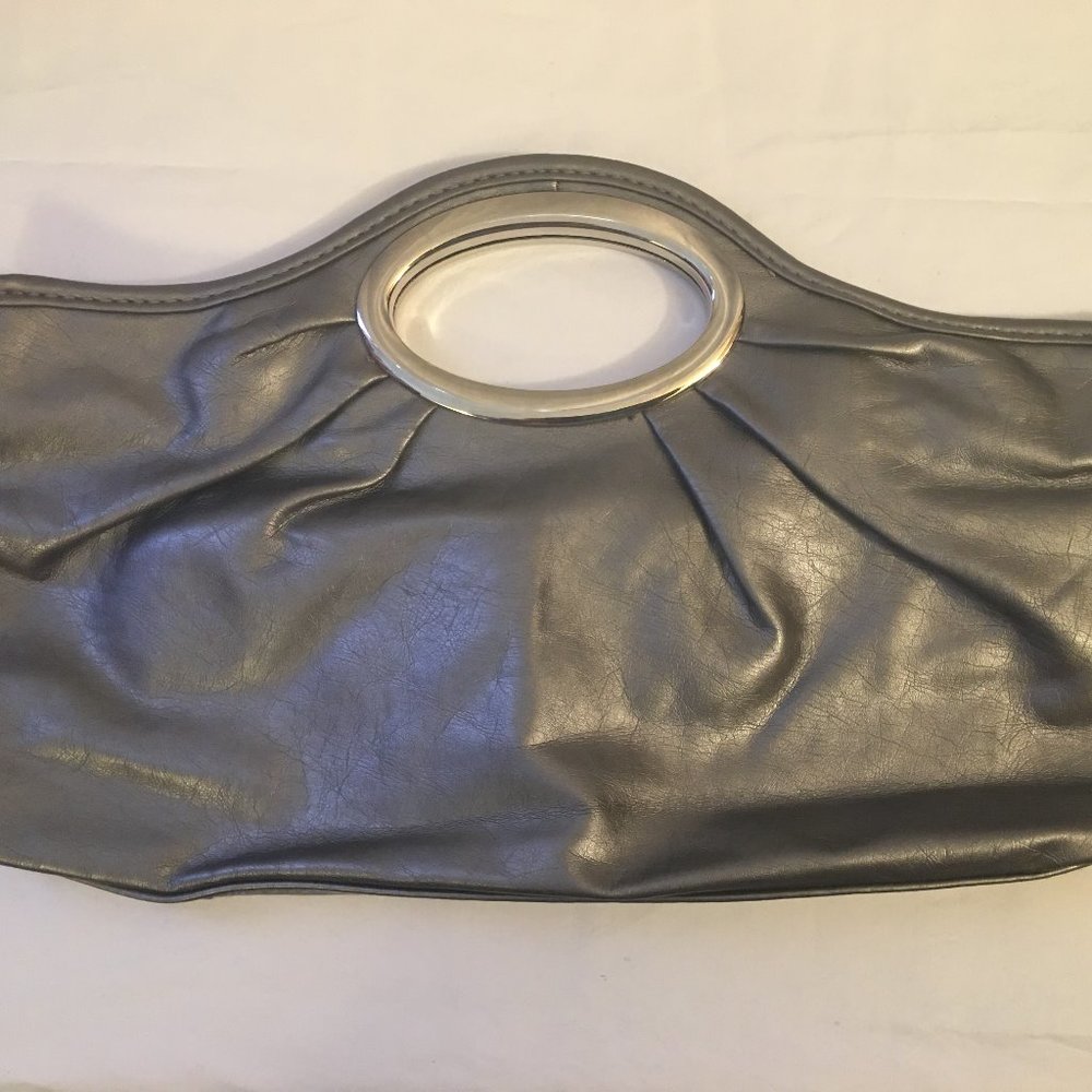 Silver clutch